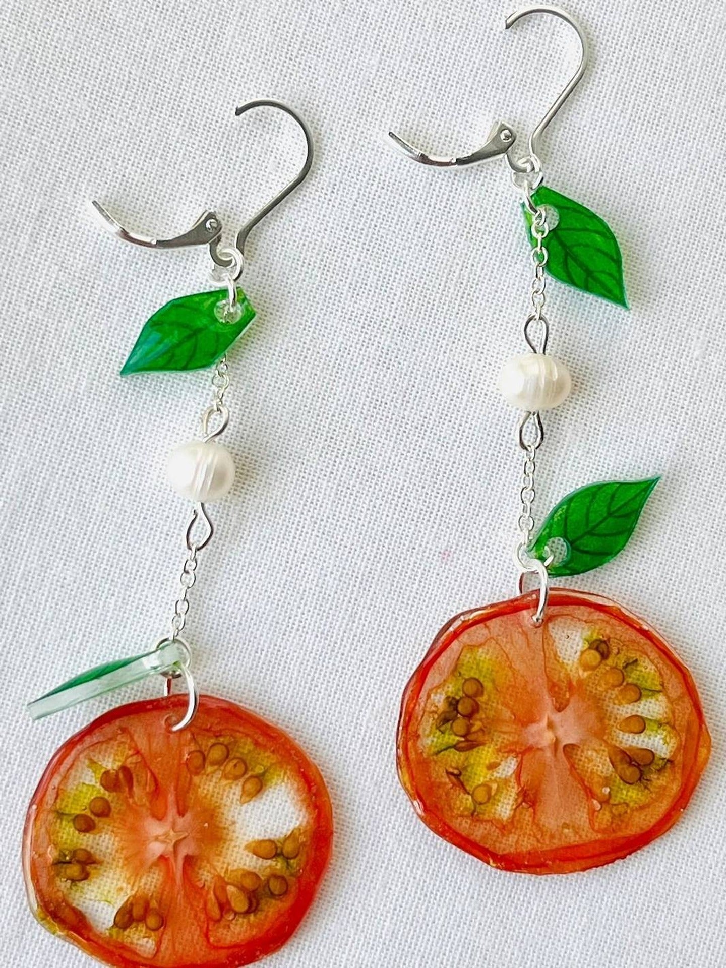 Cherry Tomato Pearl Earring
