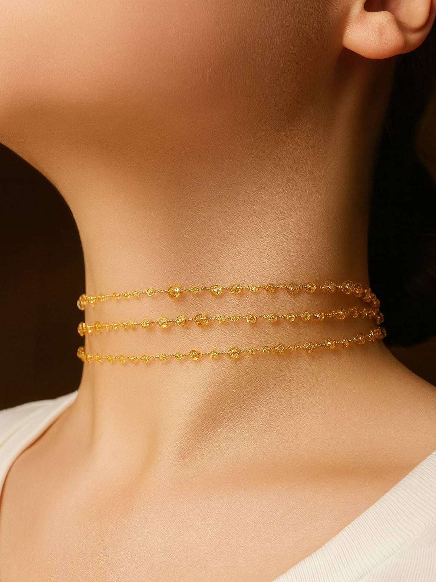 Golden Sparkle Choker Main image