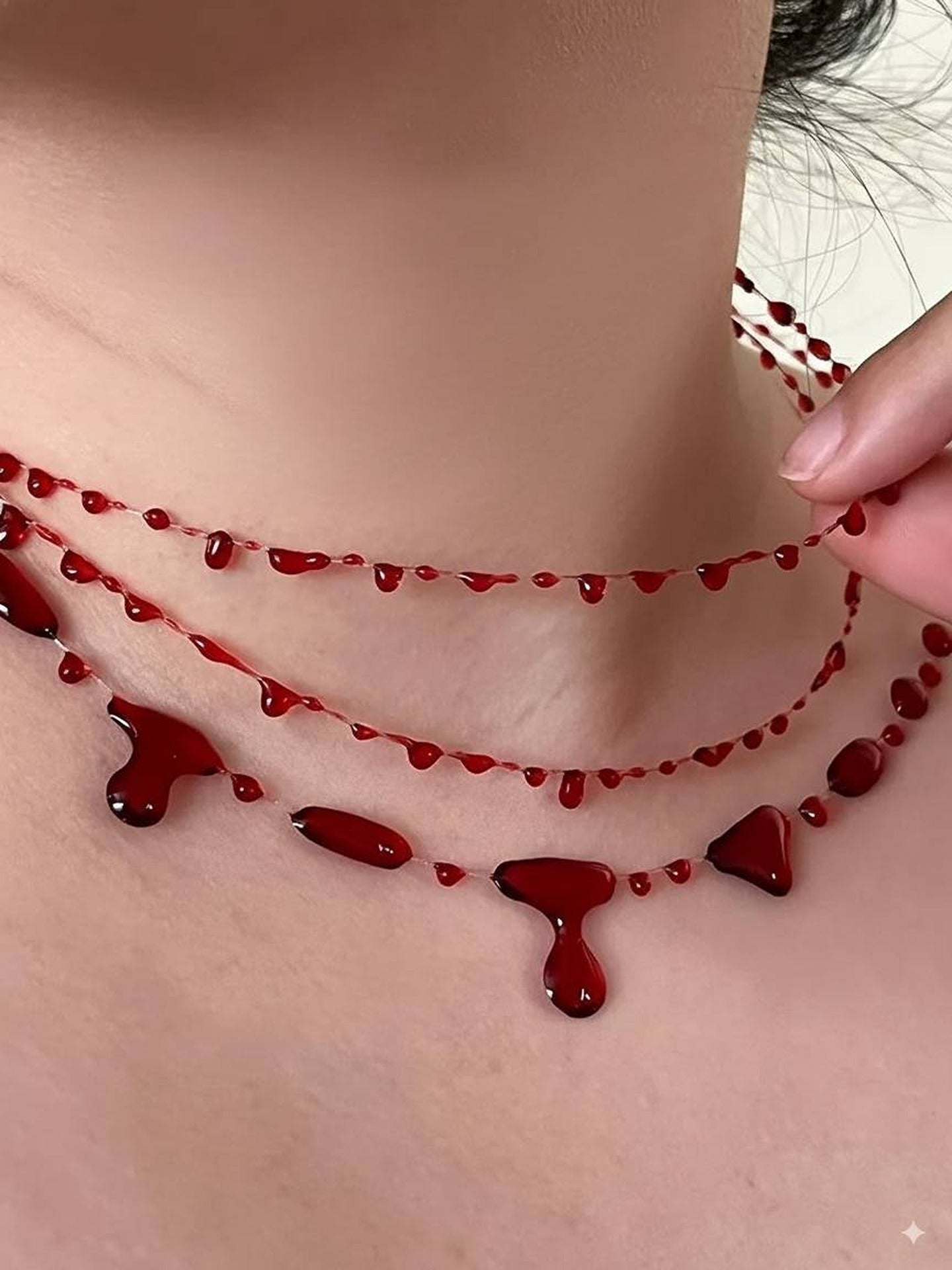 Vampish Blood Drip Necklace
