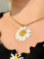 Real Daisy Flower Necklace