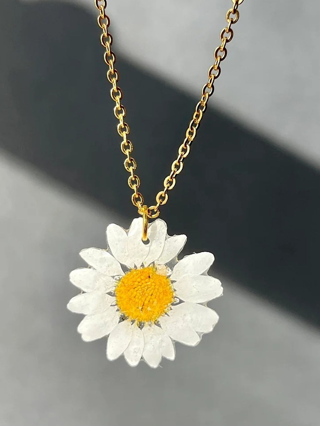 Real Daisy Flower Necklace