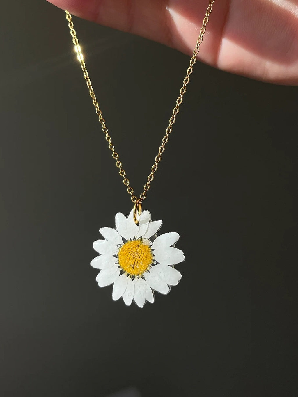 Real Daisy Flower Necklace