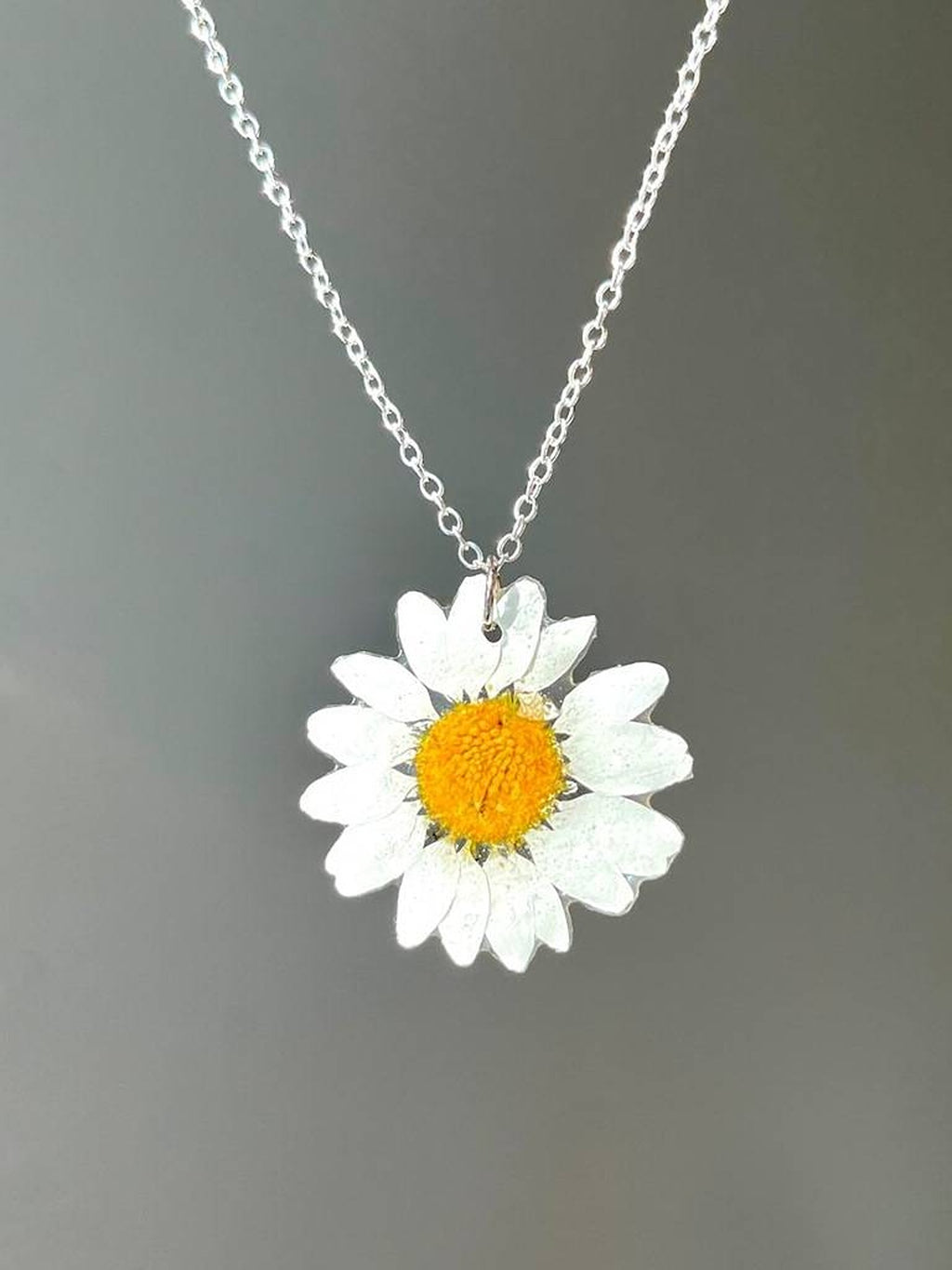 Real Daisy Flower Necklace