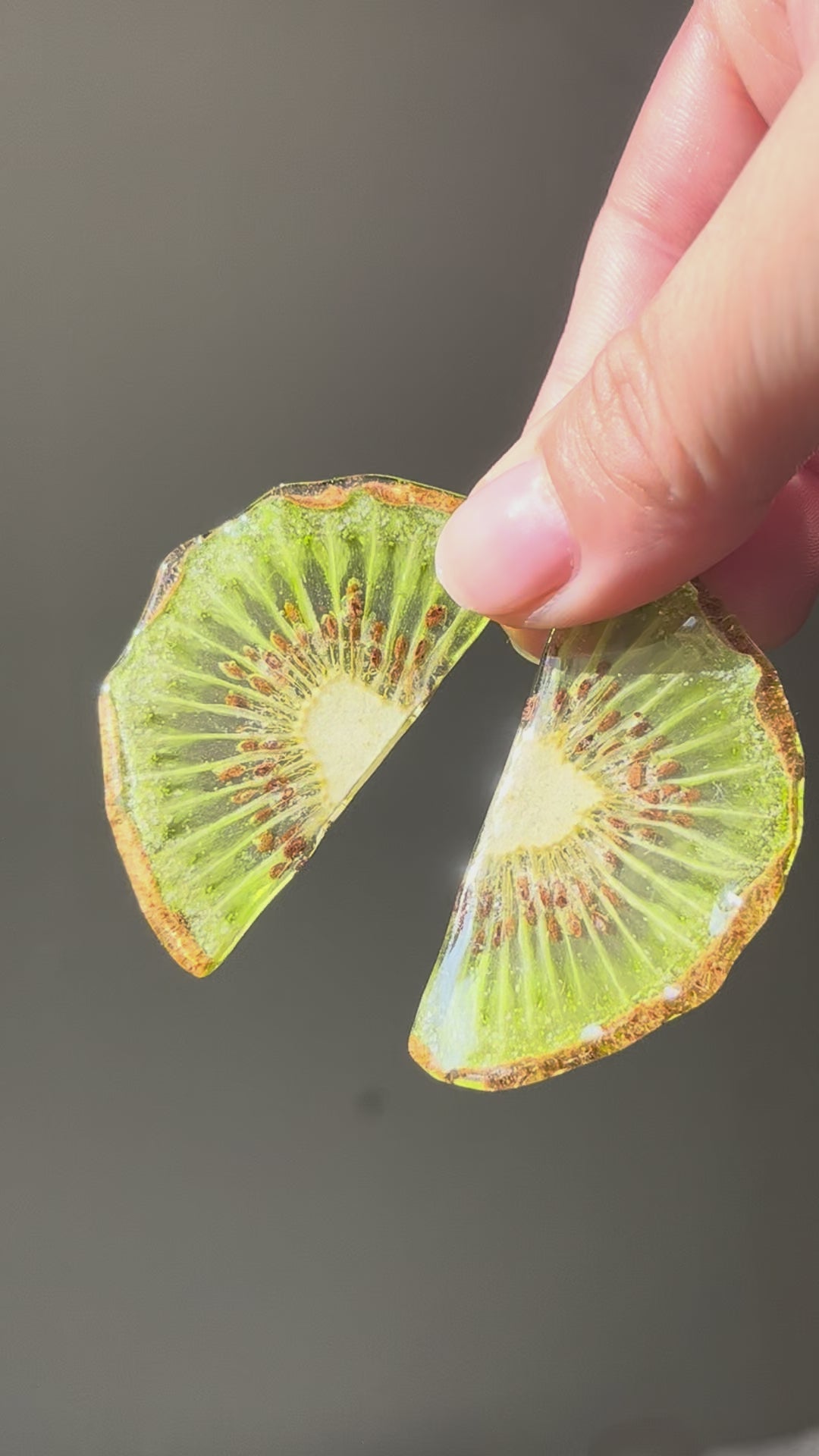 Kiwi Earring