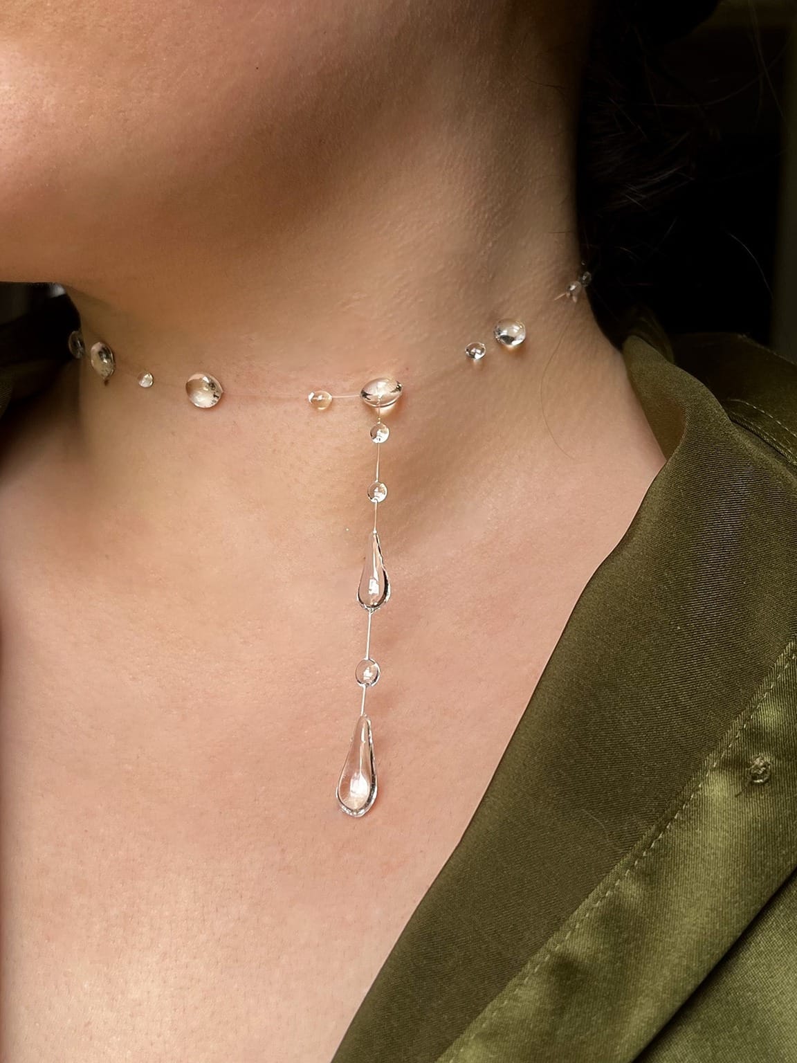 1672025 Catwalk Choker Necklace LS (1) cid12