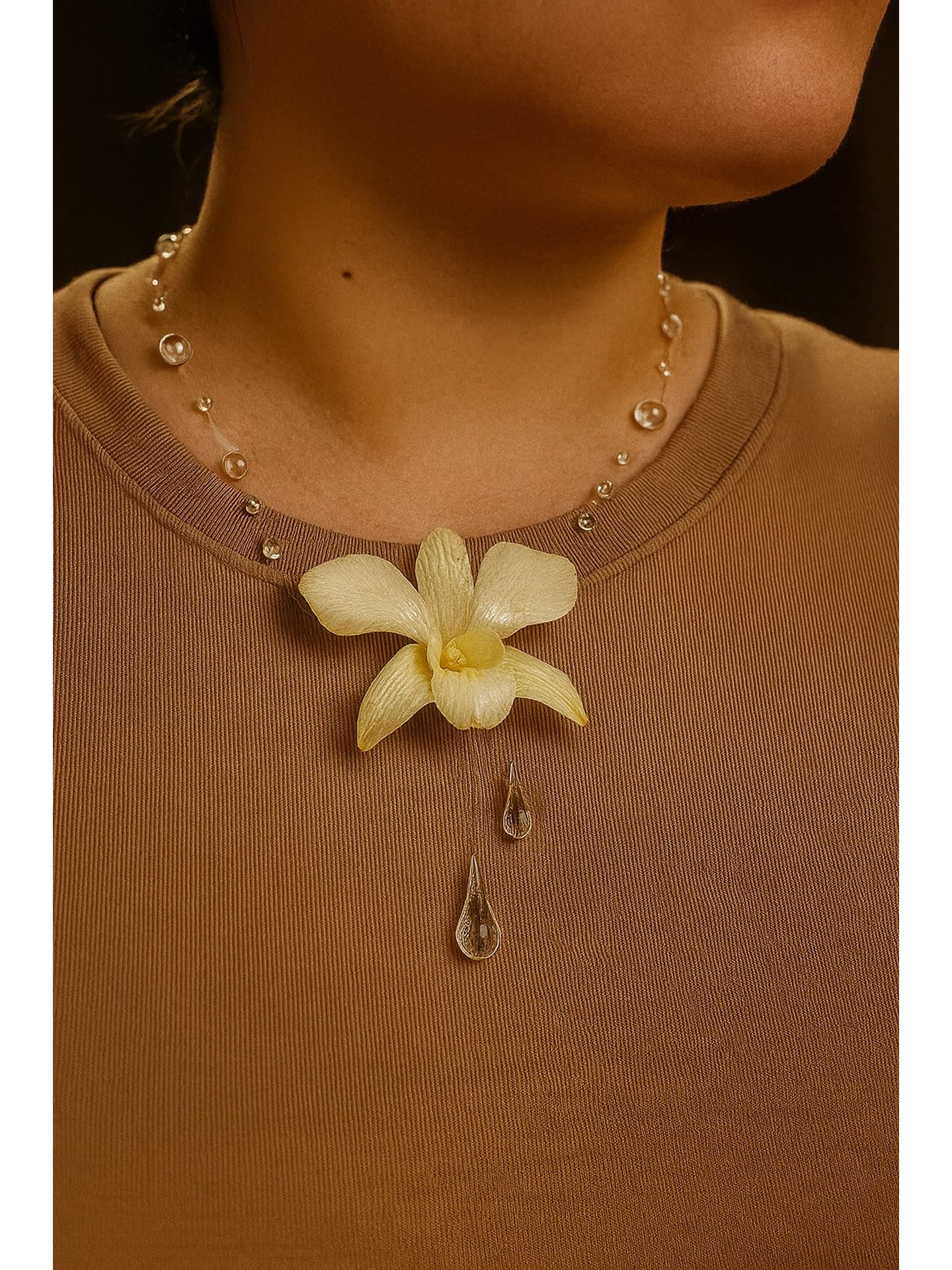 2352025 White Morning Blossom Necklace LS (4)
