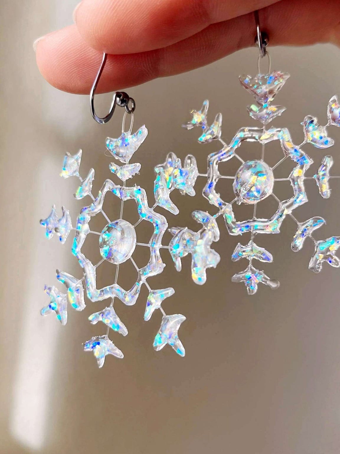 FrostbiteIridescentSnowflakeEarring Orig SF EWSS (5) cid3