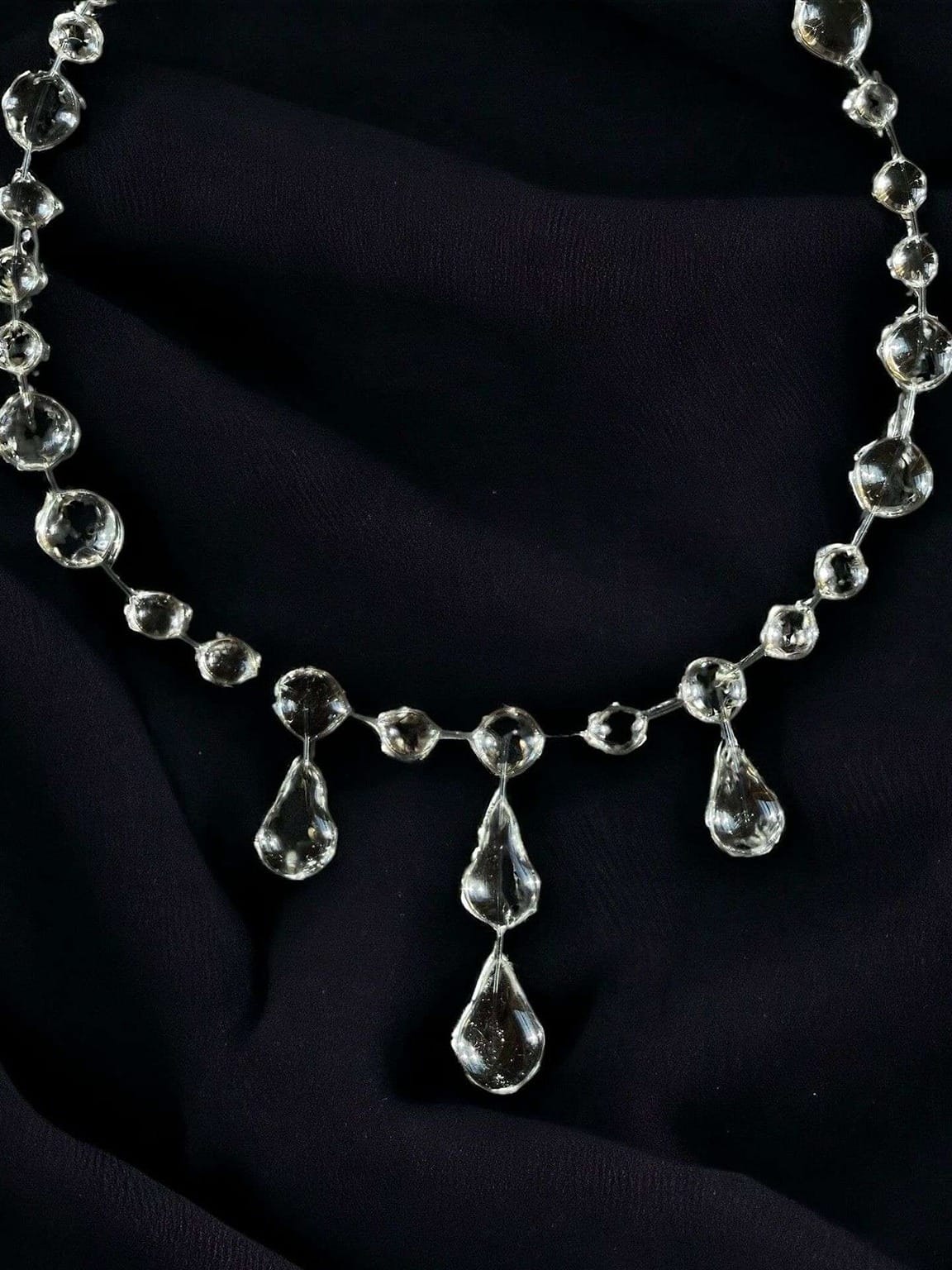 LuxTeardropNecklace SF (7) cid12