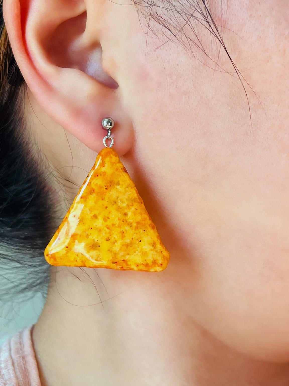 MiniNachoCheeseEarring LS BPSS cid9