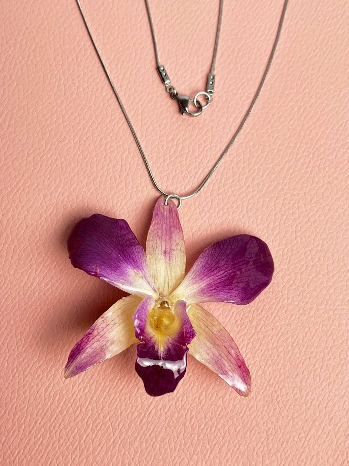 OrchidNecklacePurple SCSS SF (2) cid8