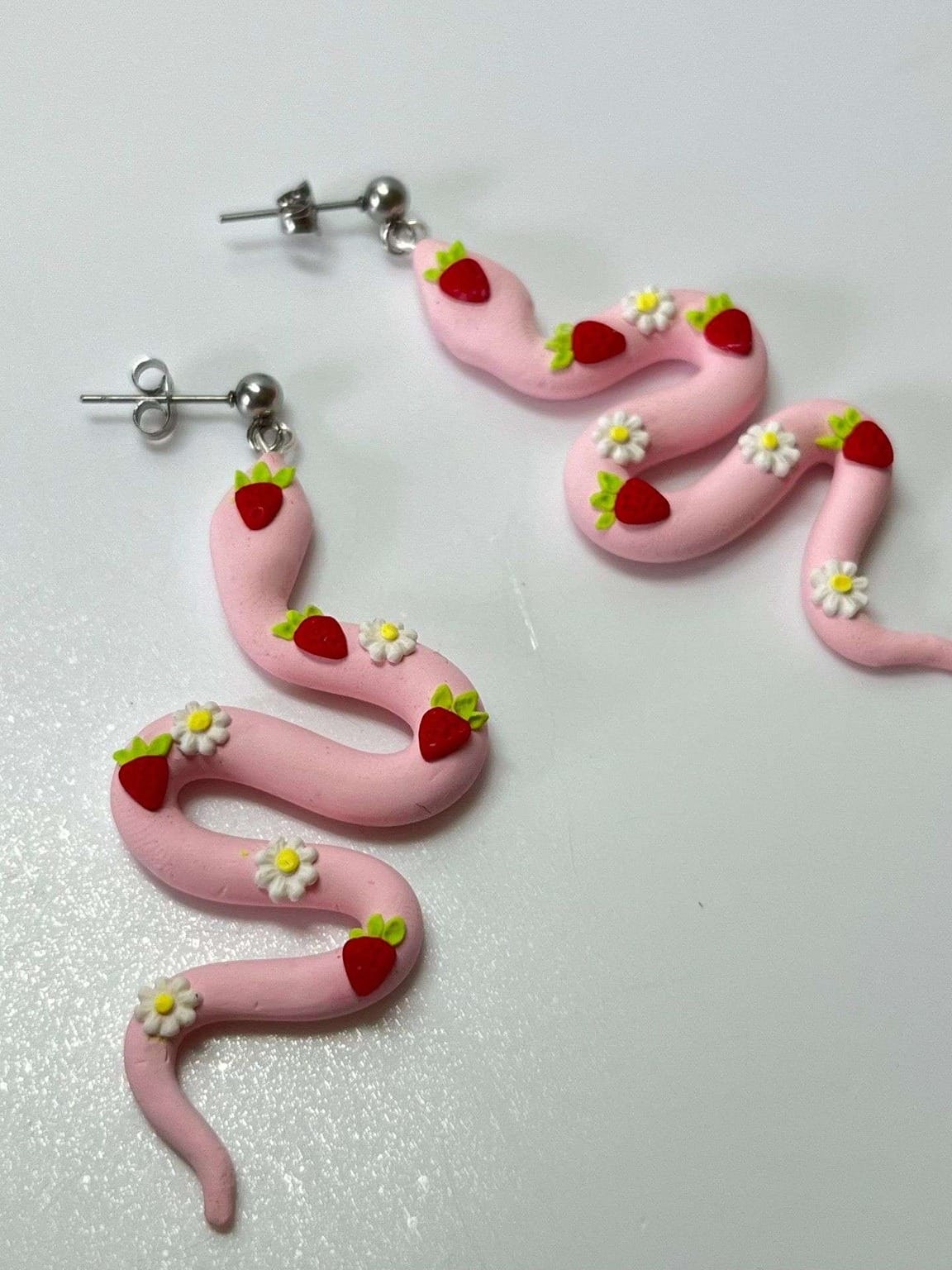 SnakeEarring PinkStrawberry SF BPSS (6) cid14