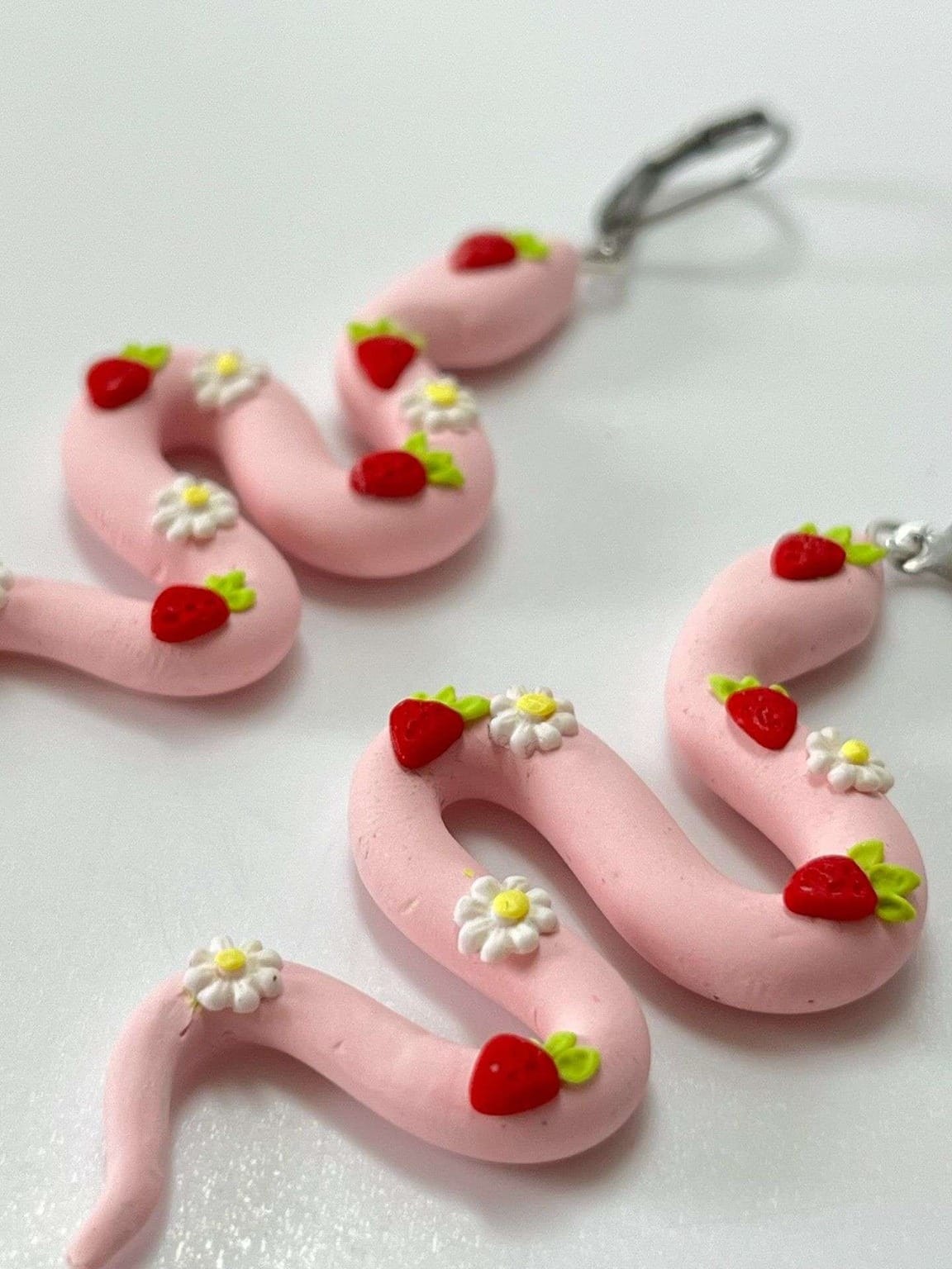 SnakeEarring PinkStrawberry SF LBSS (2) cid14